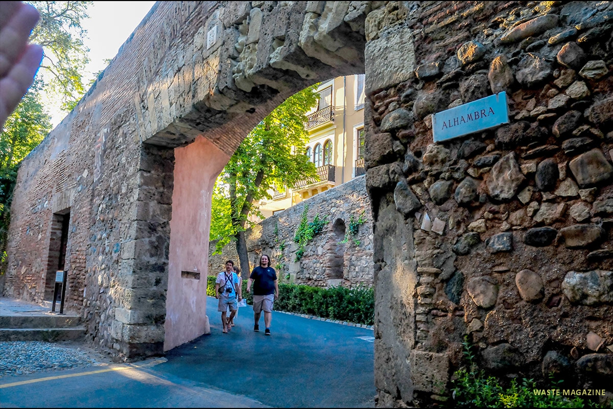 Alhambra-palacio-carlos-v-03