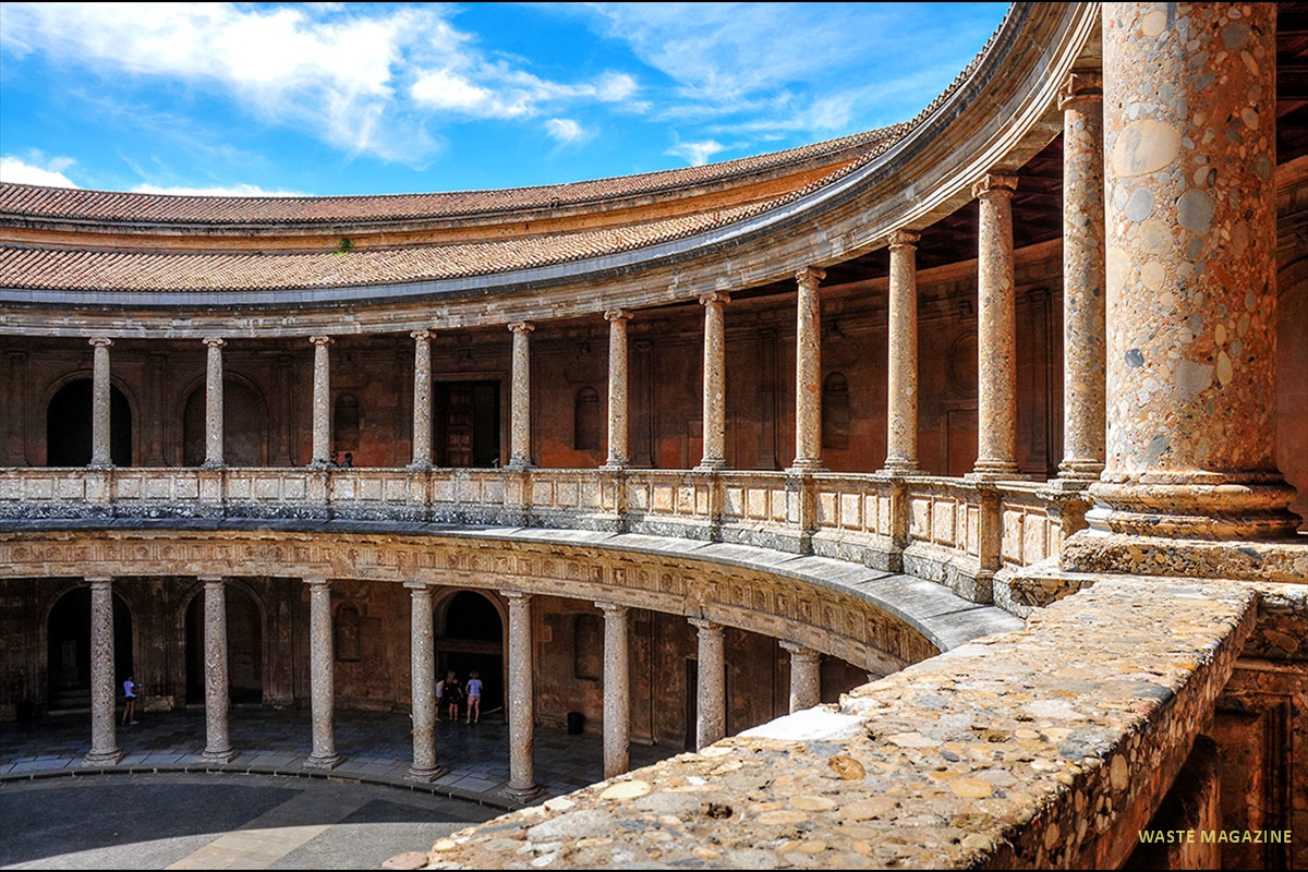 Alhambra-palacio-carlos-v-05