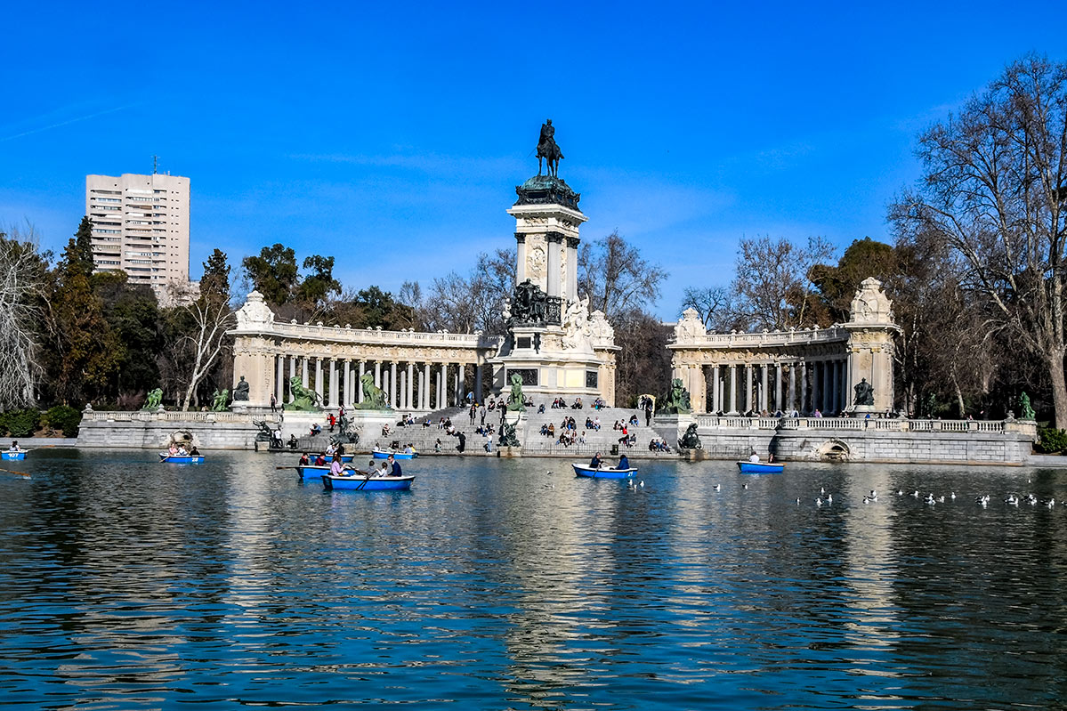 Lago de las barcas, El Retiro. Foto: J. E. Gómez * Waste Magazine