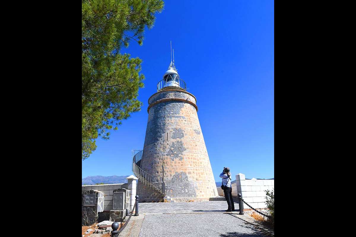 Faro de la Herradura - Punta de la Mona