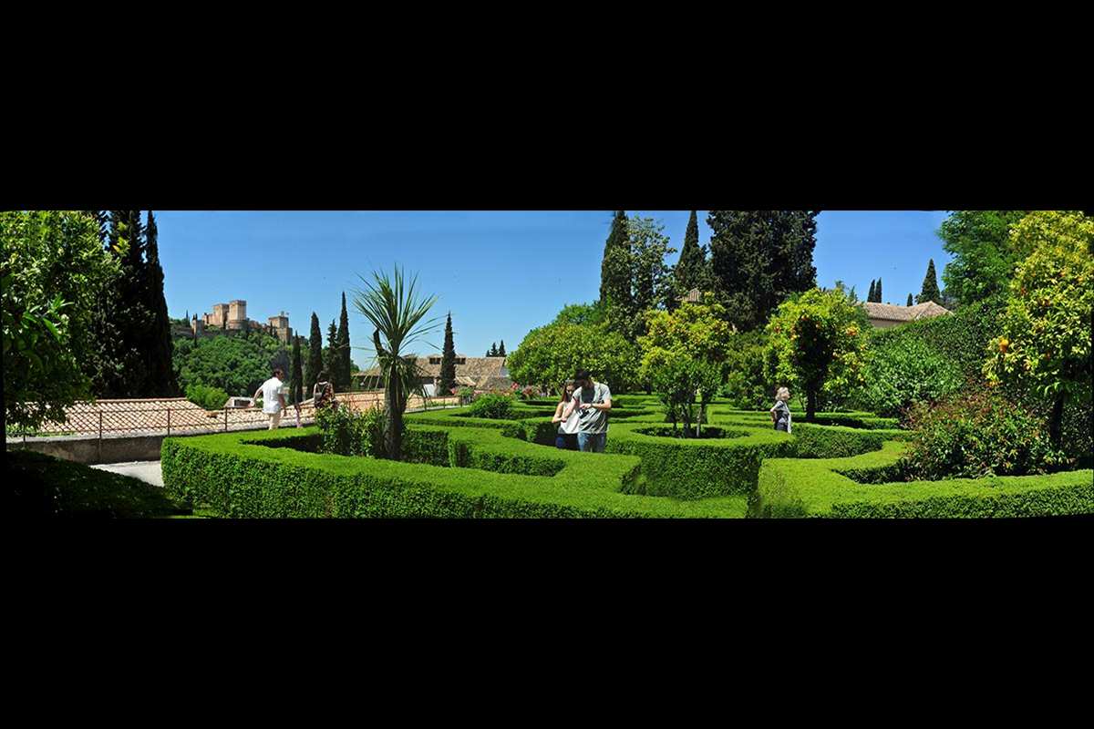 Jardines Casa del Chapiz