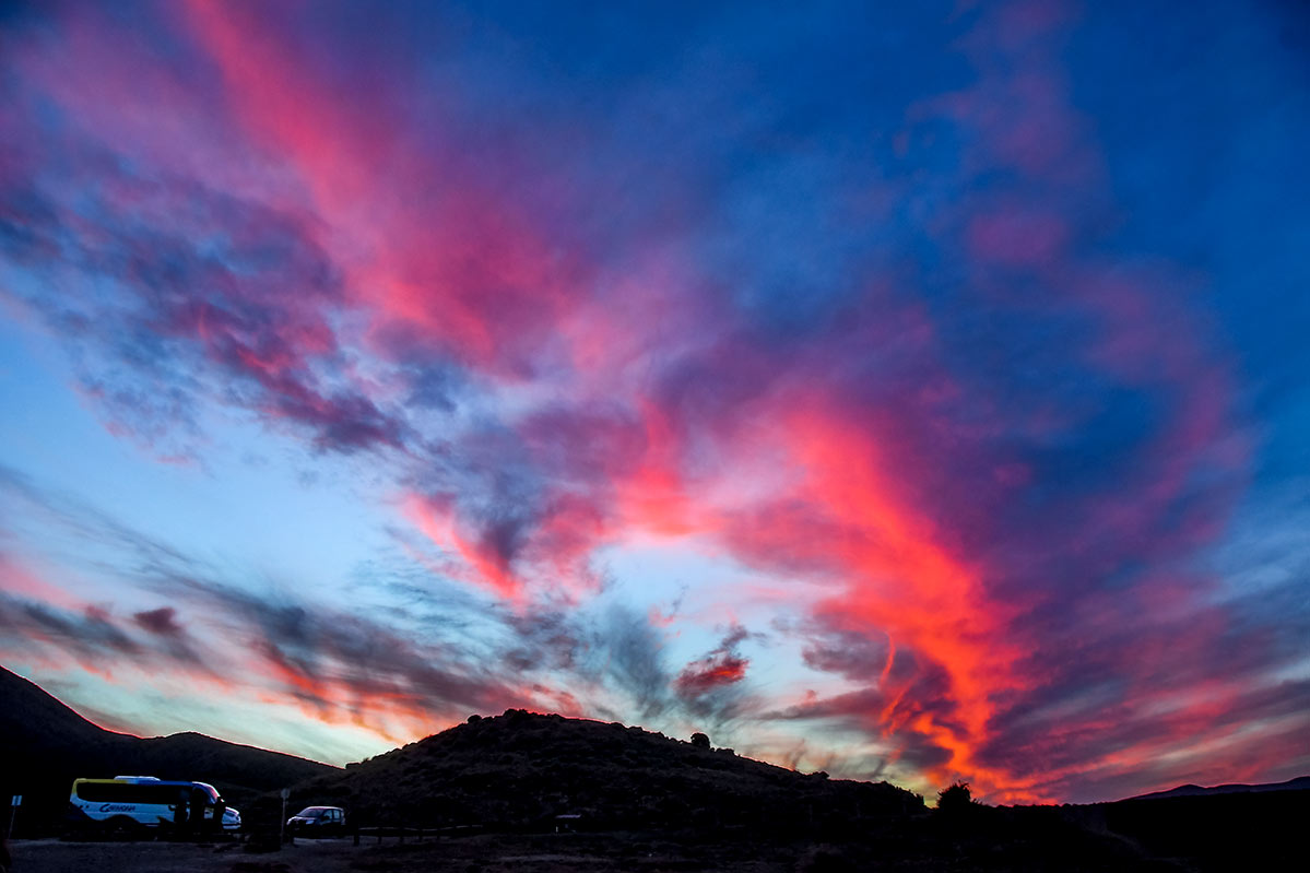 Puesta de sol en el entorno volcánico de Cabo de Gata
