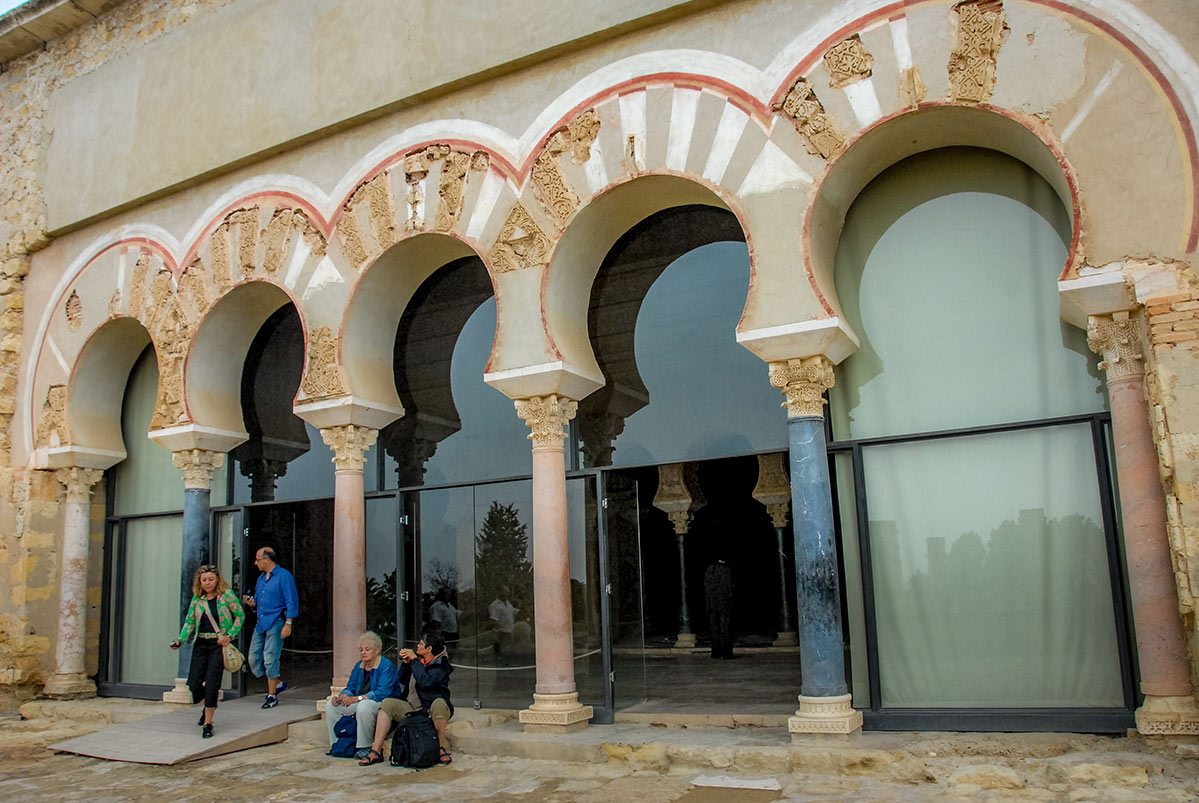 medinaazahara22