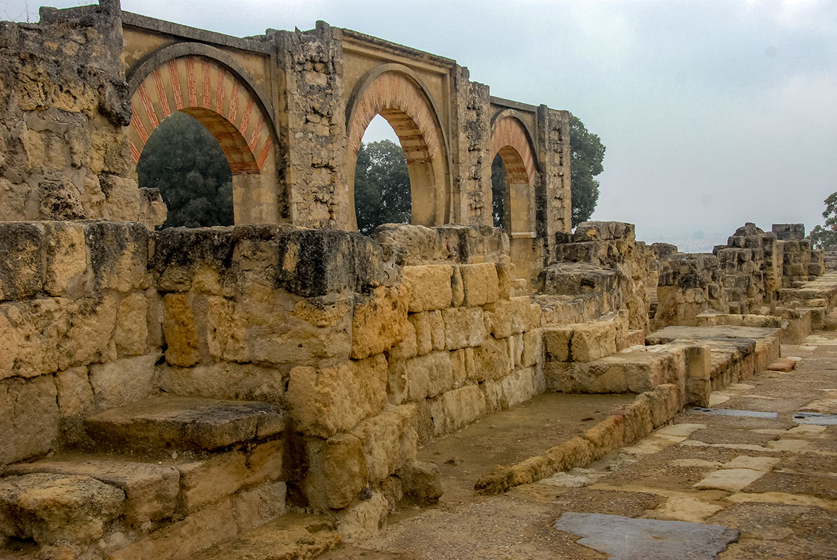 medinaazahara28