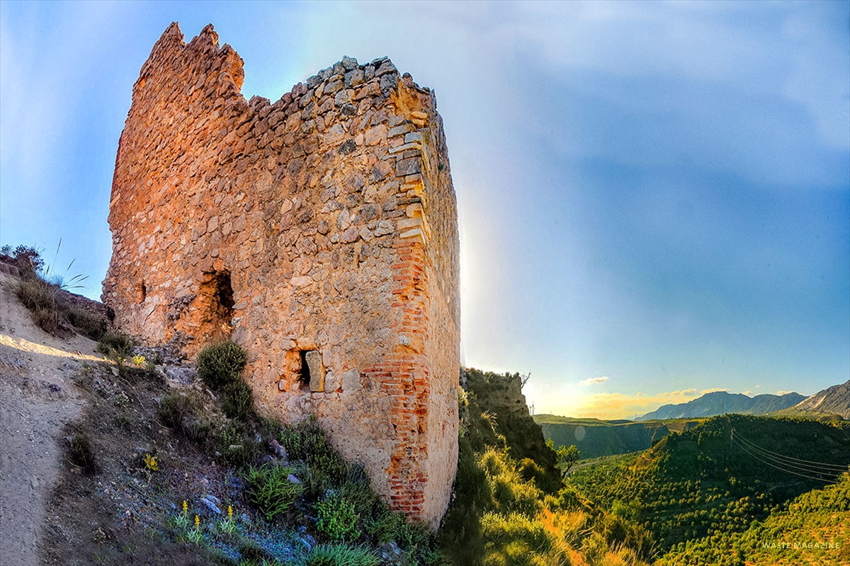 castillo-mondujar-01