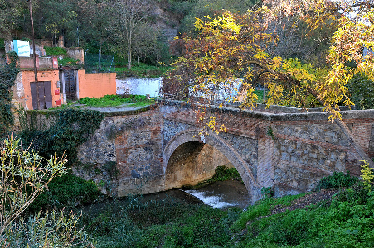 2. Puente de las Chirimías