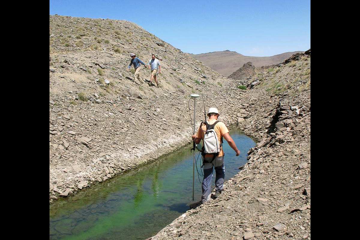 Trabajos para el estudio preliminar de la recuperación de la laguna