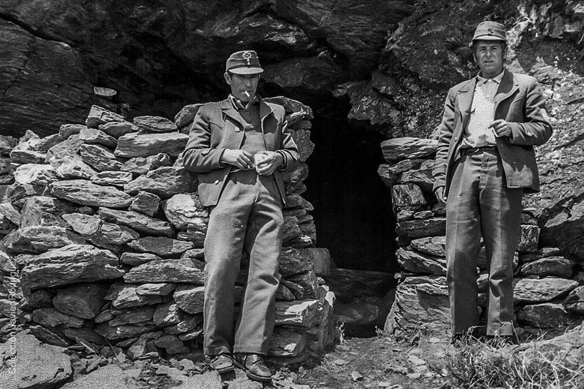 cueva-cobatillas-historica