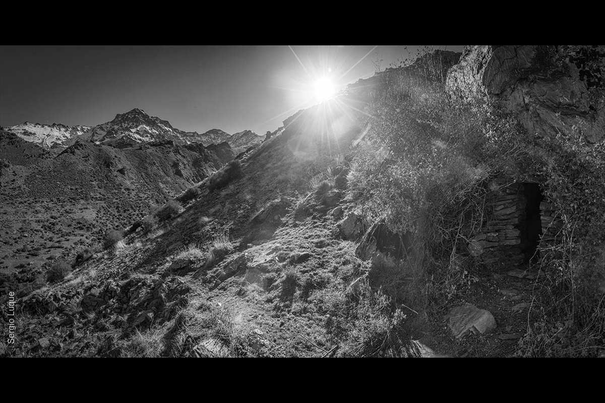 CUEVA SECRETA - SERGIO LUQUE