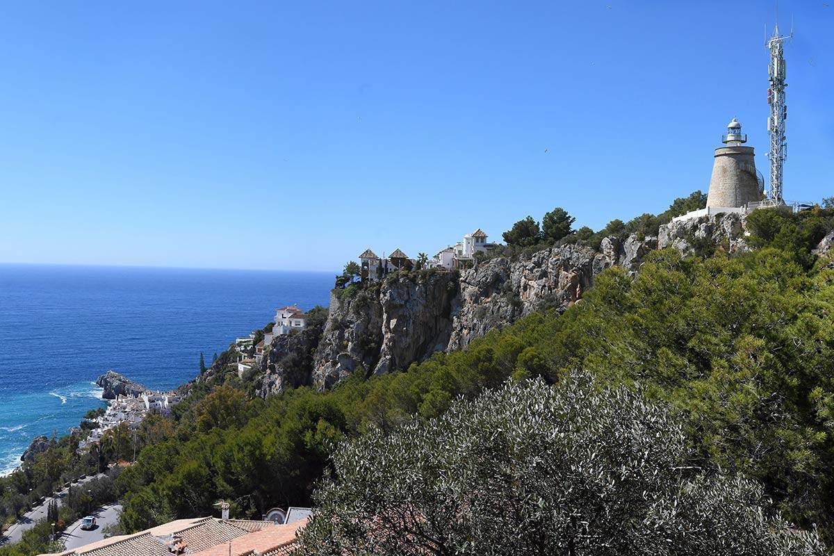 Torre-Faro-Punta-de-la-mona